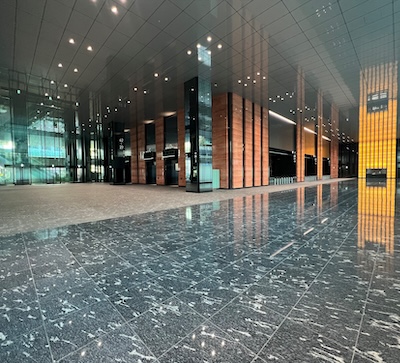 東京本社エントランス